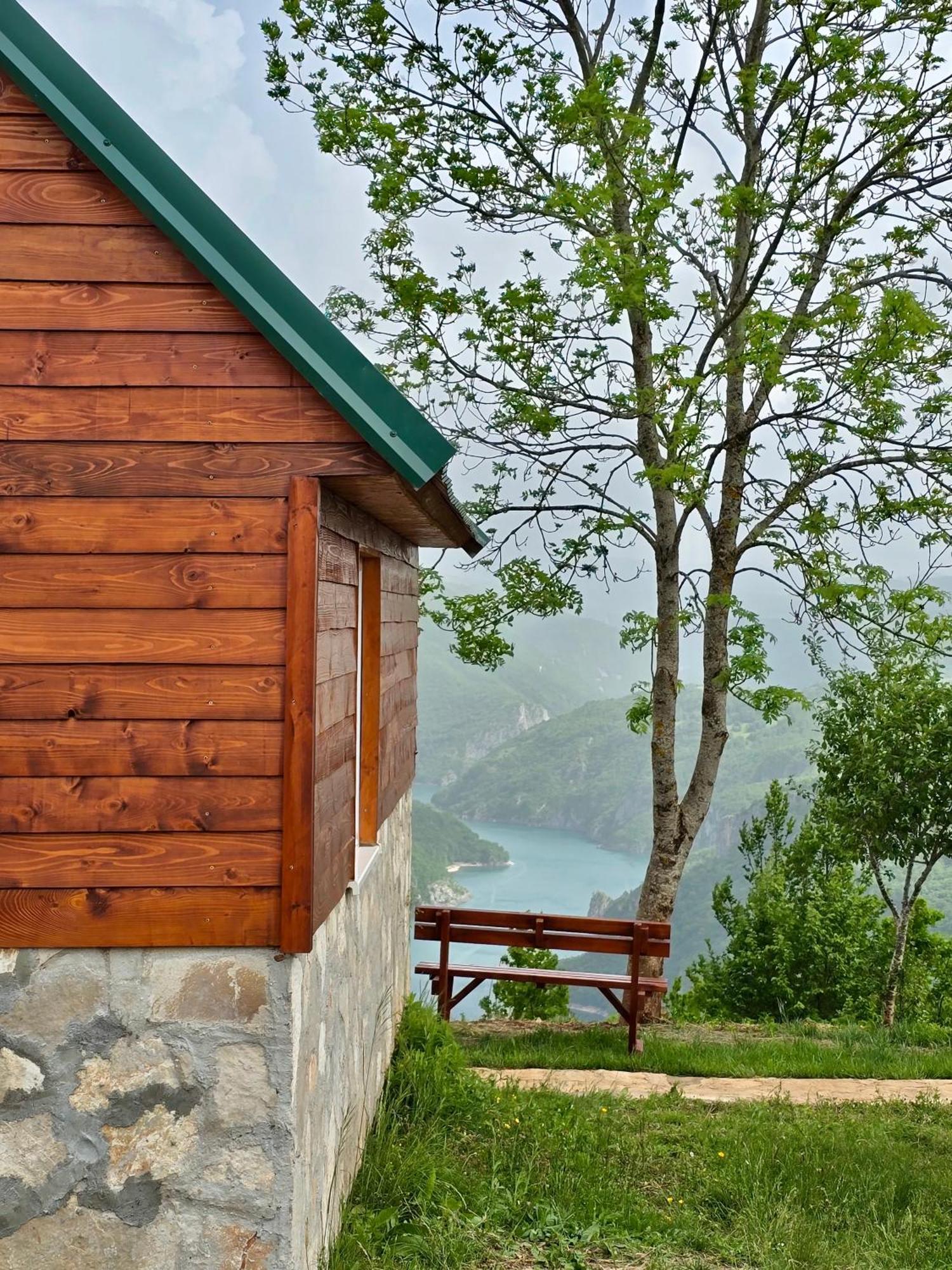 Rural Resort Tron Pluzine Exterior photo